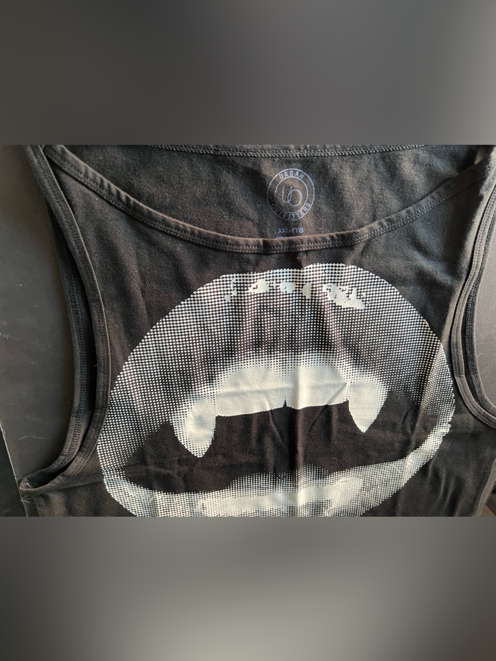 Urban Outfitters Black Graphic Tank Top - Picture 2 of 3
